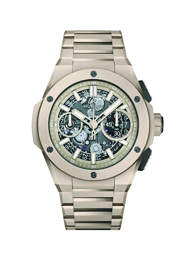 宇舶表Big Bang Integral陶瓷炼带计时码表，砂砾米色款，限量250只，74万9000元。（HUBLOT提供）