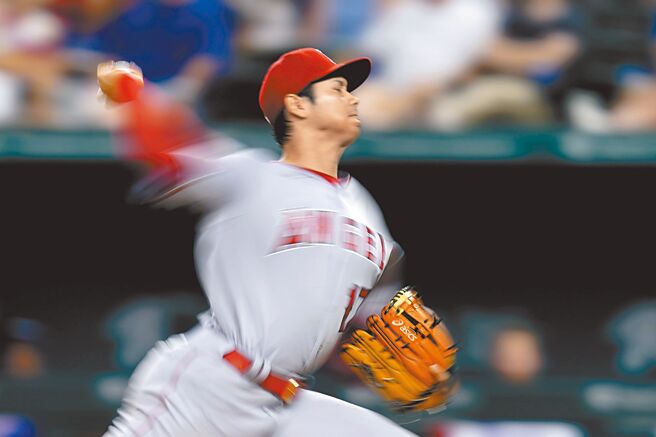 大谷翔平对游骑兵缴出6局失2分的优质先发，唯独解决不了捕手海因，被他敲出3支安打。（美联社）