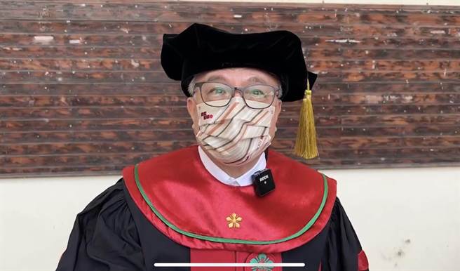 成大副校长李俊璋出面说明。（曹婷婷摄）