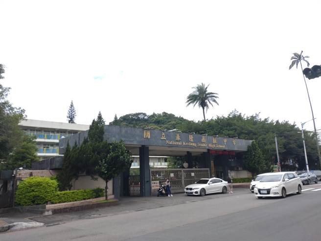 基隆高中21日开设了5间第二备用试场，供27名考生应试。（张志康摄）