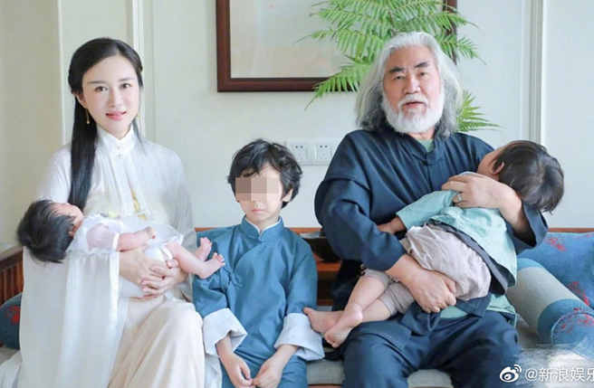 张纪中和杜星霖结婚5年。（图／翻摄自新浪娱乐微博）