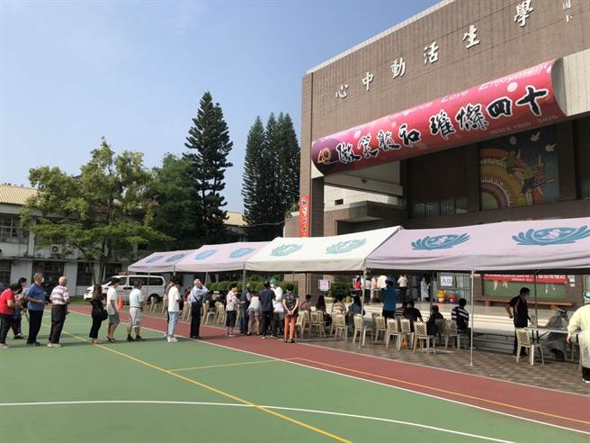 南投县卫生局表示，孩童自主防疫期间，劳工可依劳动部及相关部会规定，请防疫照顾假或家庭照顾假。（南投县政府提供／卢金足南投传真）