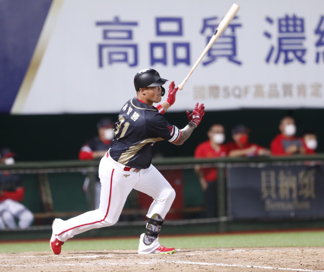 味全龙林智胜。（陈怡诚摄）