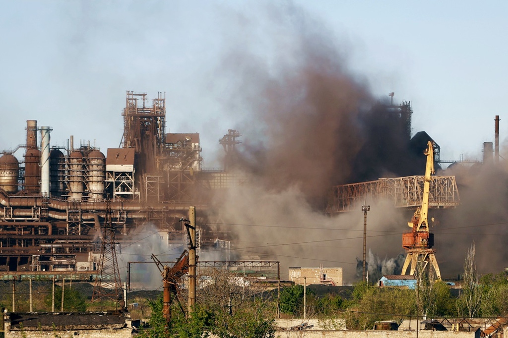 顿内茨克人民共和国（Donetsk People's Republic）领导人普希林（Denis Pushilin）21日表示，亚速钢铁厂内可能还有人数不明的乌军，并且在撤离行动中发生爆炸。（资料照／美联社）(photo:ChinaTimes)