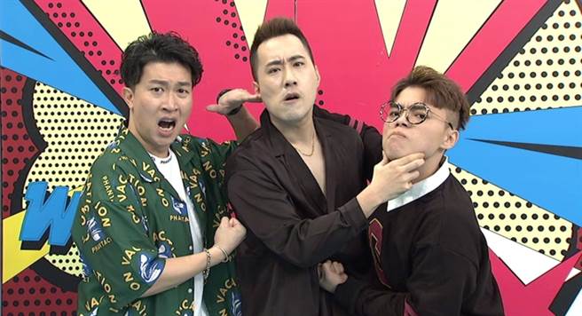  张立东（左起）、余祥铨以及海产上《小明星大跟班》展开互评大会。（中天综合台提供）