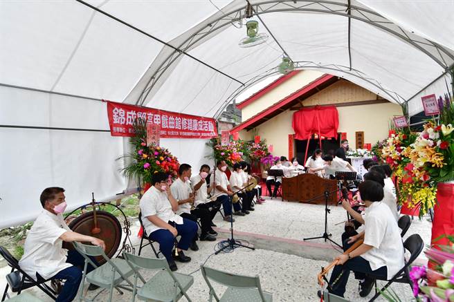 來自彰化縣埔鹽鄉的「錦成閣高甲團」，是全台唯一的九甲音樂社團，創立於清朝光緒3年(1877年)，至今有144年歷史。(縣府提供／吳建輝彰化傳真)