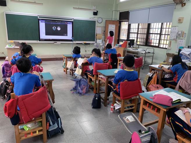 台南市关庙区保东国小仍维持实体授课。（张茵倩提供／洪荣志台南传真）
