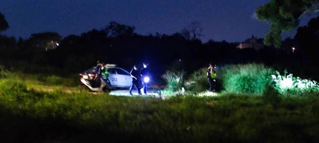 警方漏夜搜寻未果，直到今早才发现梁男的下落。（警方提供）