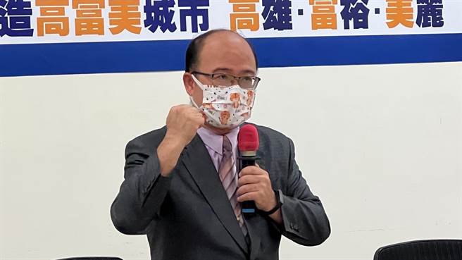 国民党高雄市长人选难产，党中央委员孙健萍今（23）日大动作宣布将参选高雄市长，但提出为避免桃园市长徵召争议事件重演，疾呼党中央应该办理初选。（柯宗纬摄）