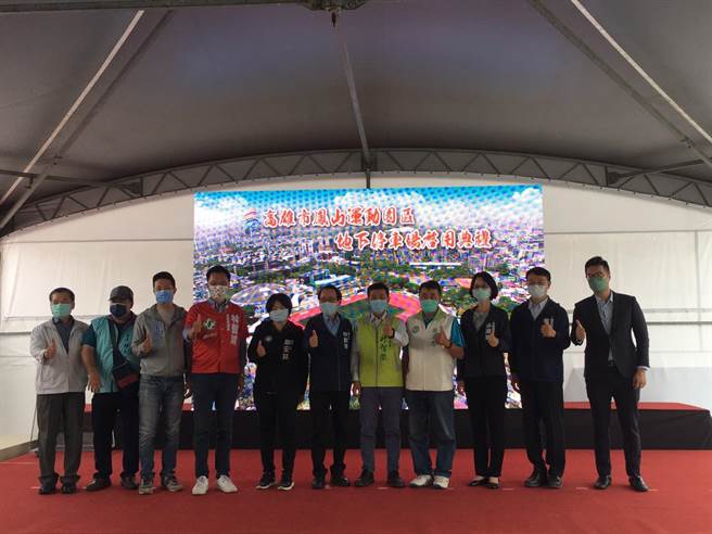 副市長林欽榮參加鳳山體育園區地下停車場完工啟用典禮。（崔正綱攝）