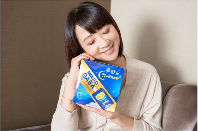 知名营养师刘怡里亲自试用代言。（图／宜兰食品提供） 