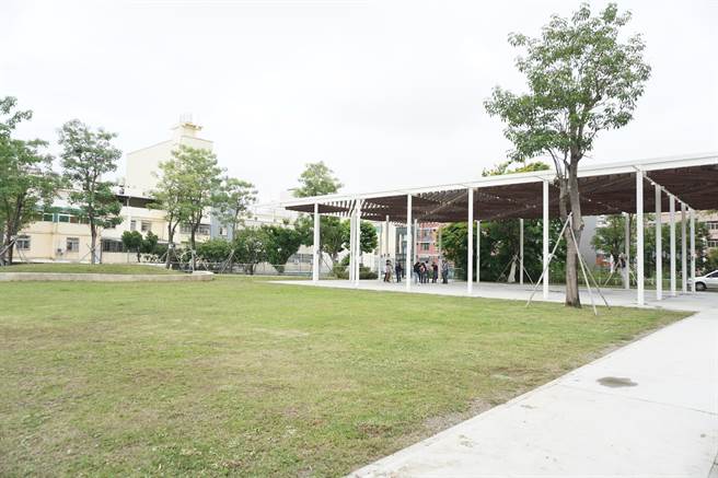 台中市潭子区潭阳公园没有公厕，许多社区居民前往运动休憩抱怨不方便。（萧隆泽提供／陈淑娥台中传真）