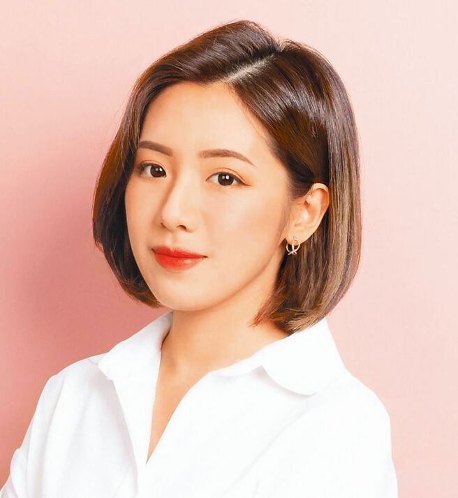 民眾黨台北市士林北投議員擬參選人黃瀞瑩（見圖）、陳思宇可望不進行民調廝殺。（摘自黃瀞瑩臉書）