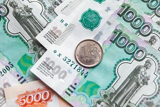 俄盧布成強勢貨幣 兌美元匯率創四年新高