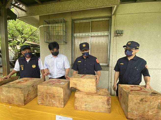 保七总队今天开记者会说明案情。（张亦惠摄）