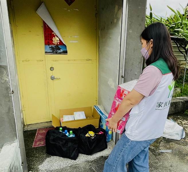 據家扶基金會統計，今年截至5月20日為止，已有超過3137名扶助家庭成員確診，且數字不斷攀升新高。（報系資料照）