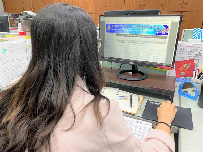 台东县国小教师甄选增列12名额，消息一出报名人数暴增近1.5倍。（蔡旻妤摄）