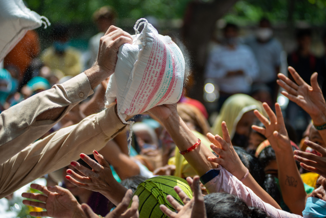 俄罗斯试图封锁乌克兰所有港口，藉着「粮食供应」这项武器饿死全世界。(示意图／shutterstock)