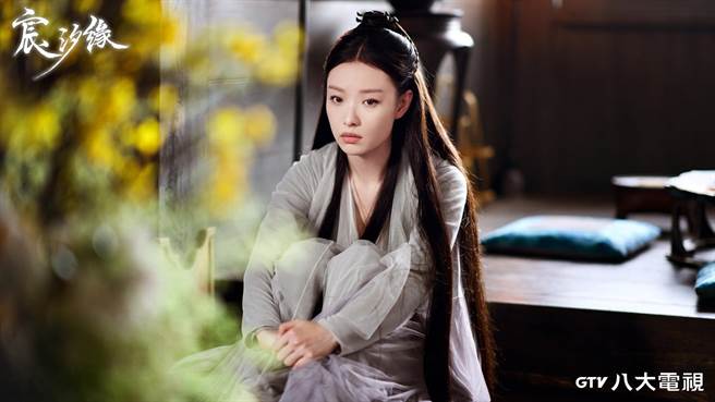 倪妮透露戲劇上檔時最愛看網友評論。（八大提供）