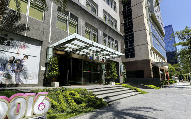 TVBS惊传主播台宫斗剧，3名女主播疑似为争抢播报时段，联合霸凌另一名女主播。(图／Google Map)