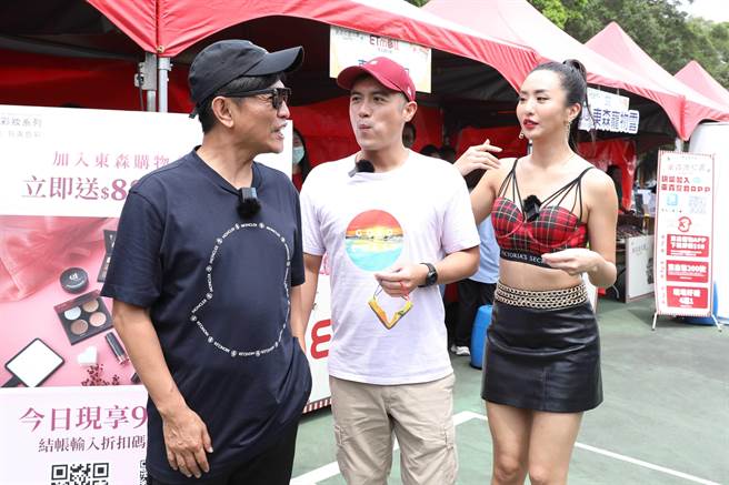 吴宗宪跟范逸臣、蔷蔷一起参加校园活动园游会。（《天王到你家》提供）