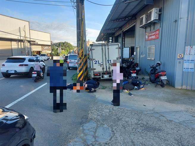 一名羅姓駕駛駕車與戴姓機車騎士發生碰撞，驚傳新竹縣警局代羅男發聲明書，讓眾人傻眼。（警方提供／邱立雅竹縣傳真）