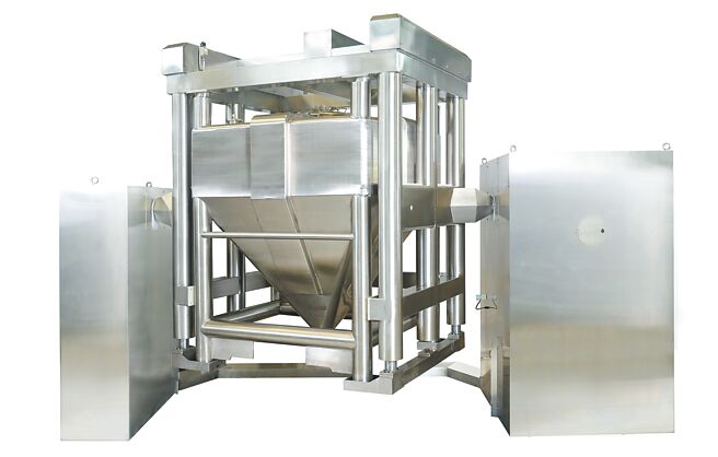 凌广IBC混合系统创造粉体最佳混合比。图／凌广提供