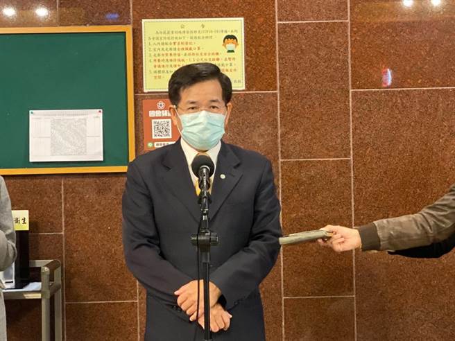 教育部长潘文忠今天表示，面对疫情，地方方政府和学校可因地、因校制宜，实施远距教学方式因应。（本报资料照片）