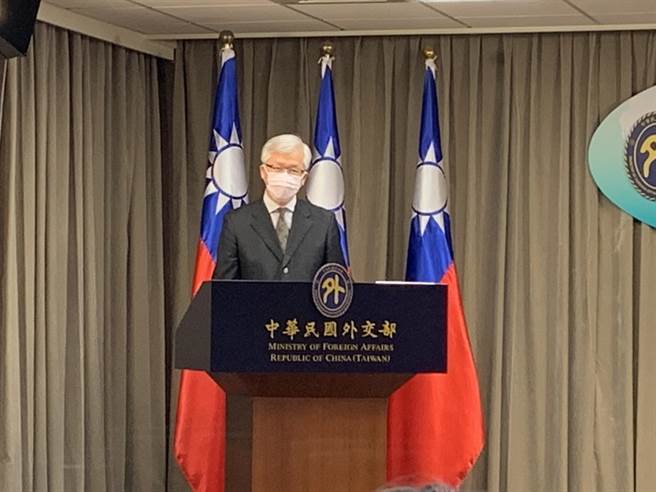 外交部副发言人崔静麟今天呼吁，区域国家应认清中国政府援助真实目的与威权扩张的野心，唯有自由民主才能带来真正和平与稳定。（杨孟立摄）