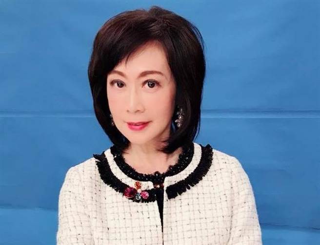 资深媒体人粘嫦钰发表对主播争斗的看法。（摘自脸书）