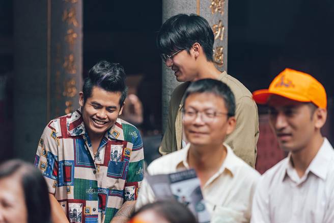 风田、张再兴的「田兴CP」让网友看得心花怒放。（图／公共电视提供）