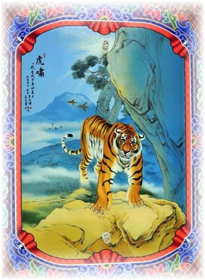 順賢宮廟內導覽360度神虎。（柯宗緯翻攝）