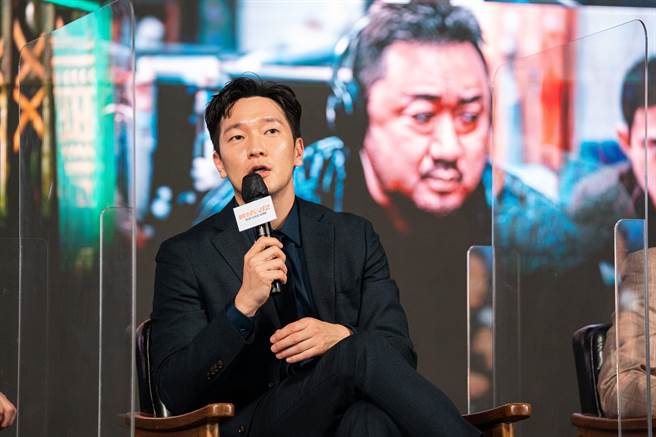 孙锡求坦言拍摄过程中曾多次挂彩。（车库娱乐提供）