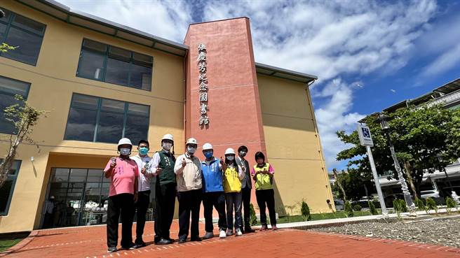 张庆芳纪念图书馆预计今年7月完工。（张毓翎摄）