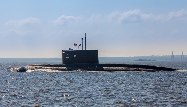 俄罗斯黑海舰队的华沙之歌（Varshavianka）级柴电潜舰。（达志影像/Shutterstock）