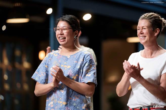 台裔女牙医珍恩（左）与其他粉丝选手首集初登场。（杰德影音提供）