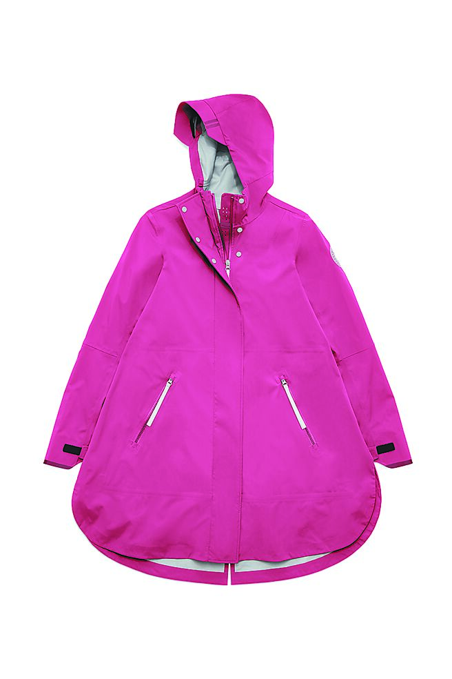 Canada Goose Kitsilanoz女款风雨衣（闪耀粉色），2万3800元。（Canada Goose提供）