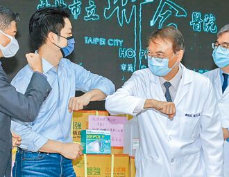2022誰來做老大》台北市長 蔣萬安、黃珊珊慰勞醫護 較勁意味濃