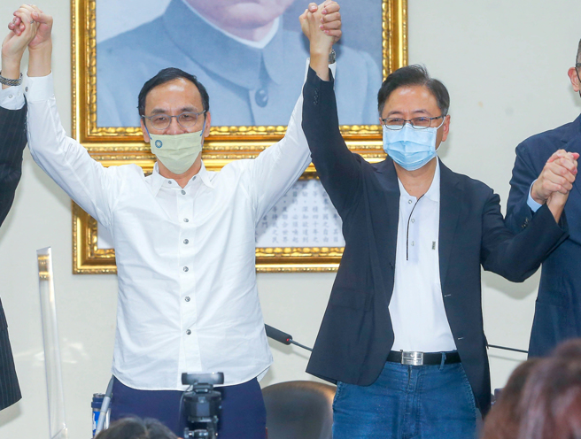 国民党中常会通过徵召提名张善政参选桃园市长，党主席朱立伦专断独行、沟通不足，引起地方群起反弹。（本报资料照/粘耿豪摄）