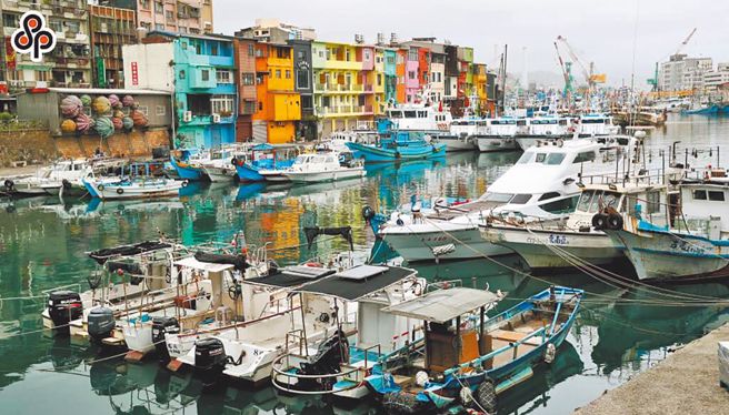 野柳外海漂满33袋价值高达9亿K毒，海巡逮2嫌收押追幕后集团，图为过去也曾发生过类似丢包走私的和平岛渔港。(中时资料库)