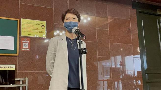 民進黨立委陳亭妃今（27日）指出，受疫重創最嚴重產為交通運輸及觀光產業，但卻未包含計程車產業，她要求交通部將計程車產業納入首波振興預算。（報系資料照，葉書宏攝）