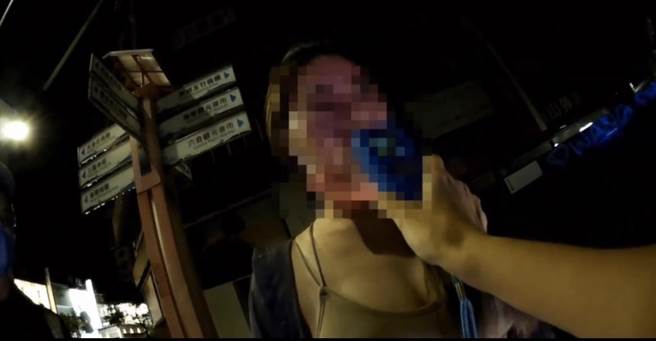 員警對潘女實施酒測後，酒測值為0.70。（翻攝照片／崔正綱高雄傳真）