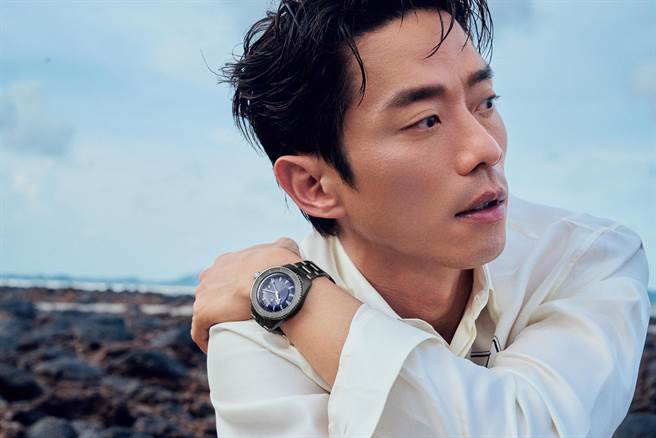 张栋梁迈入40岁更显男人味。（《品》马来西亚版提供）