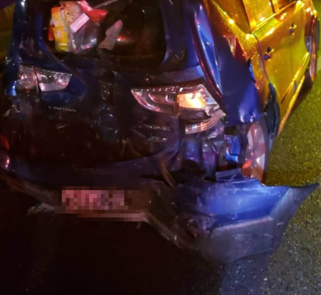 國道1號麻豆段氣體槽車連環車禍，3名傷者送醫。(讀者提供／劉秀芬台南傳真)