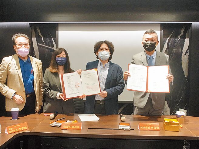 雲林縣北港武德宮與政大產學合作，斥資百萬研究扶鸞文化。（張朝欣攝）