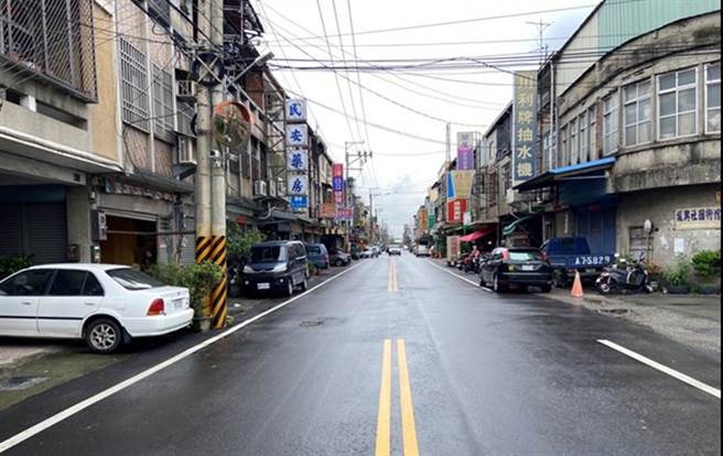 高美路现经强降雨考验已无淹水情形，有效解决该区长年的淹水问题。（台中市政府提供）