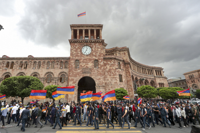 亞美尼亞5月初爆發反總理遊行（圖/美聯社）