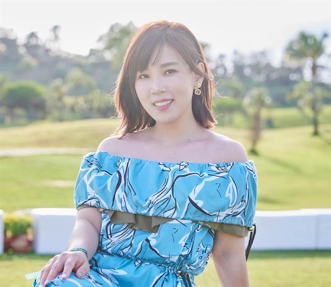 李佳薇今传确诊新冠肺炎。（翻摄李佳薇脸书）