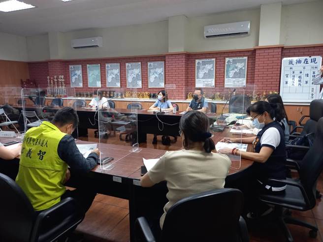 头份市自强文教大楼新建案，5月27日下午在头份市公所举办本案用地变更公开展览说明会。（头份市公所提供／谢明俊苗栗传真）