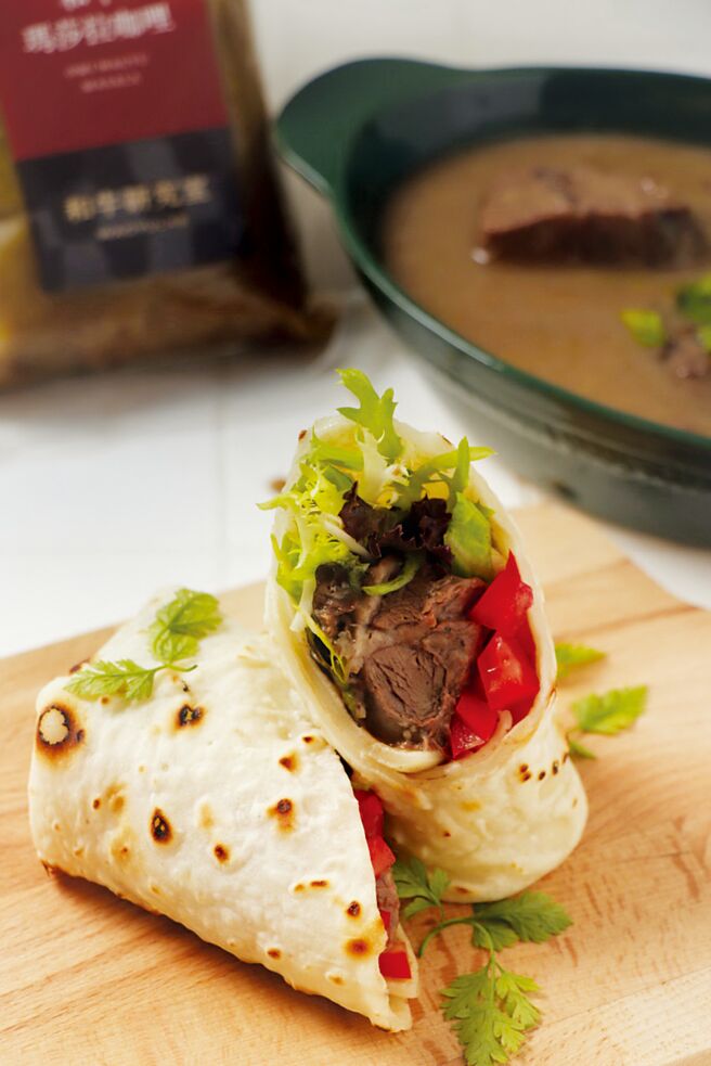 覆热即可食用的料理包，只要发挥创意与巧思，也能发展出多种变化吃法。图／和牛研究室